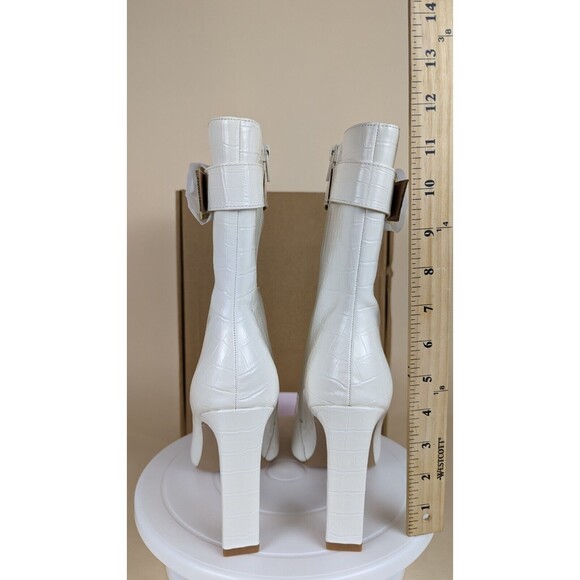 Journee Collection Elanie Heeled Boots Womens 9.5 M White Faux Croc Shoes NWB - Picture 6 of 15